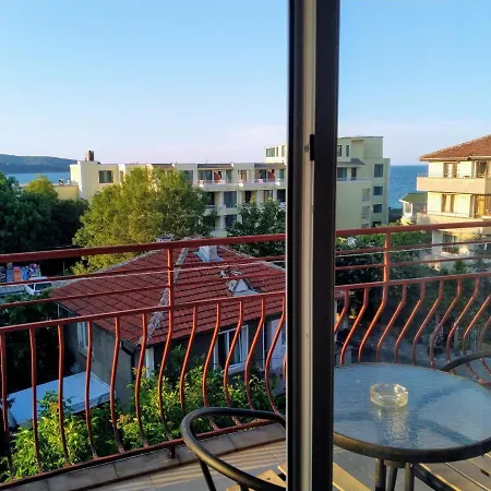 Guest house лилия 18 *