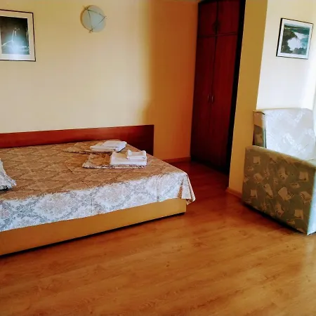 Guest house лилия 18