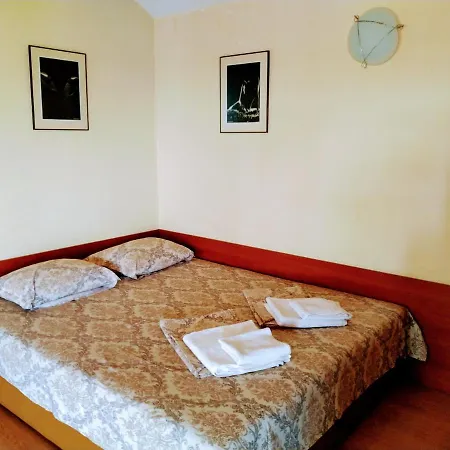 Guest house лилия 18